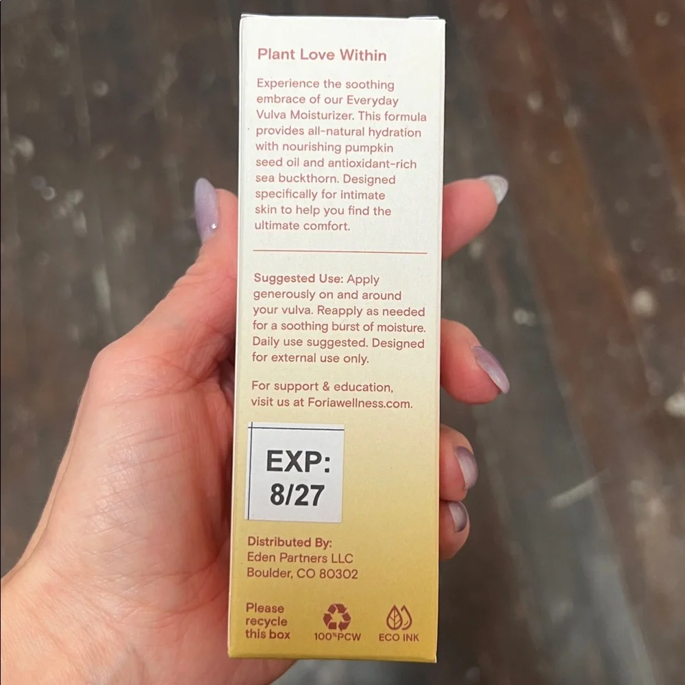 FORIA Vibrance Everyday Moisturizer with Organic Botanicals 1.7oz - Picture 5 of 7